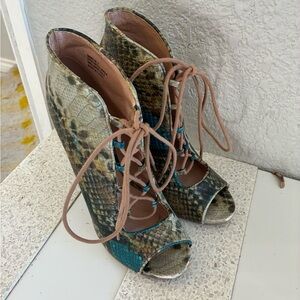 Zigi Soho Martyr Bootie